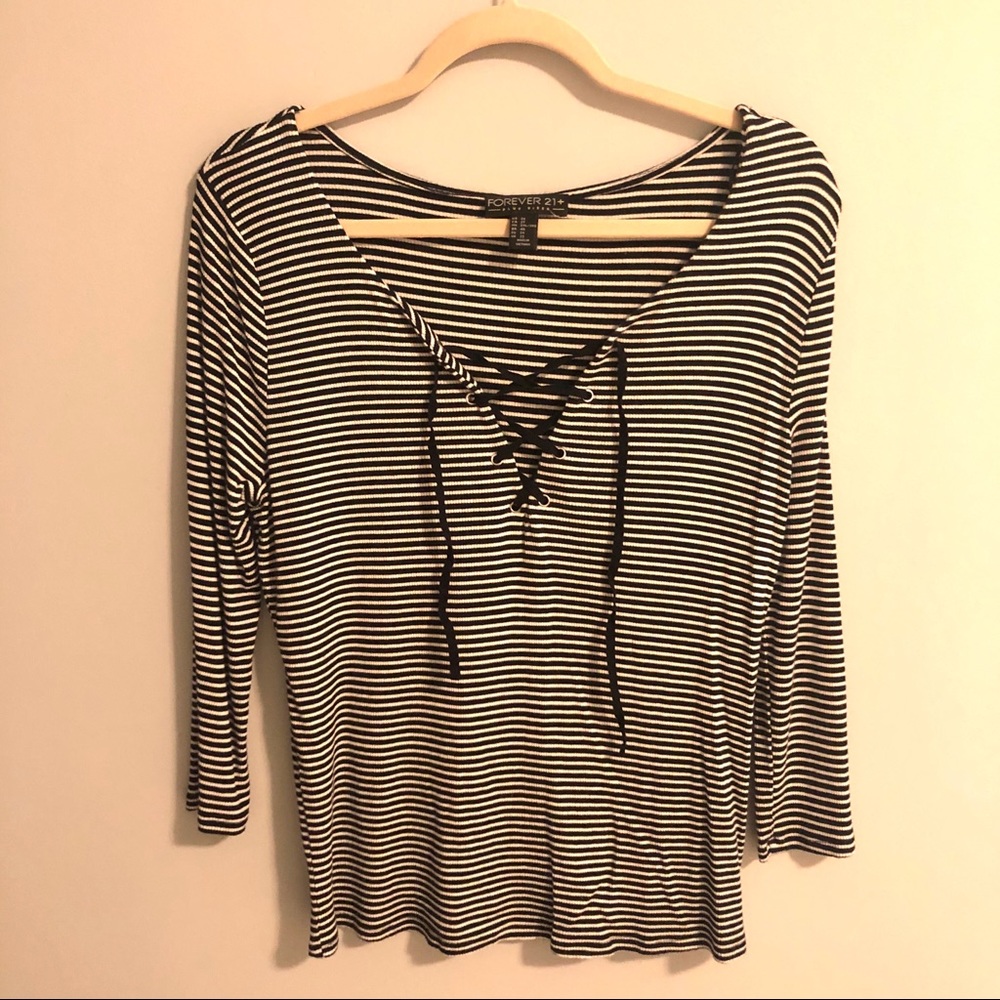 Forever 21 Plus 3/4ths Sleeve Lace-Up Top Size 2x